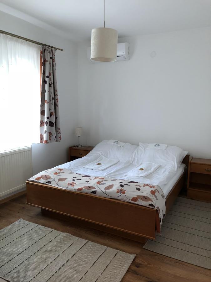 Zoeldteto Panzio Bed & Breakfast Balatonfüred Exterior foto