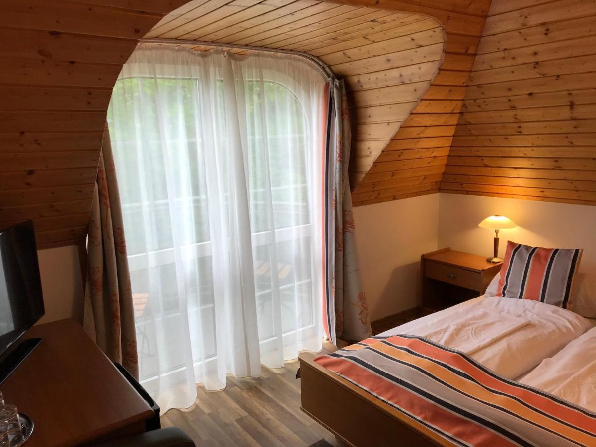 Zoeldteto Panzio Bed & Breakfast Balatonfüred Exterior foto